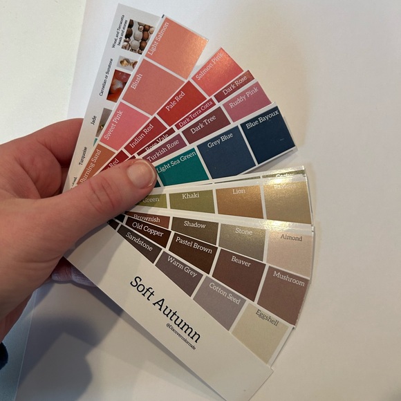 Soft Autumn Color Swatch Fan - Picture 2 of 3